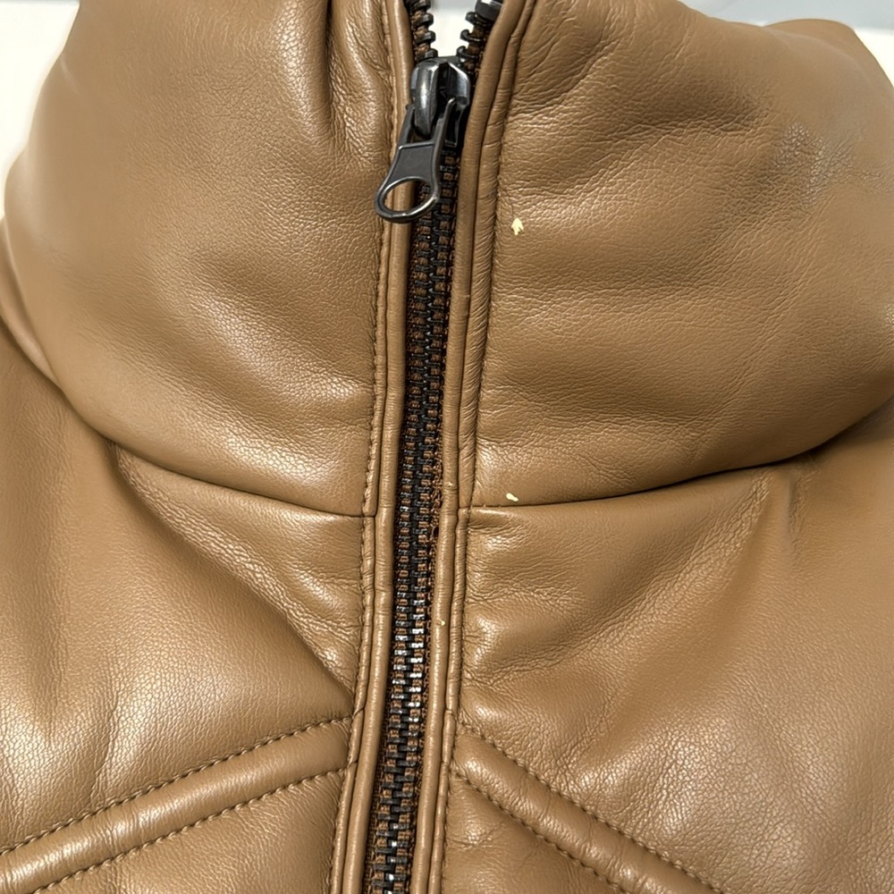 Puffer Vest - Picture 2 of 6